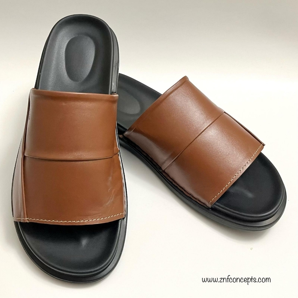 Genuine leather sandals unisex design